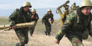 По всей линии соприкосновения ведутся ожесточенные бои